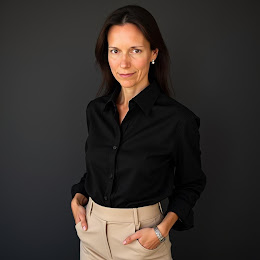 Gretchen Walton - Brand Architect & Ecosystem Builder